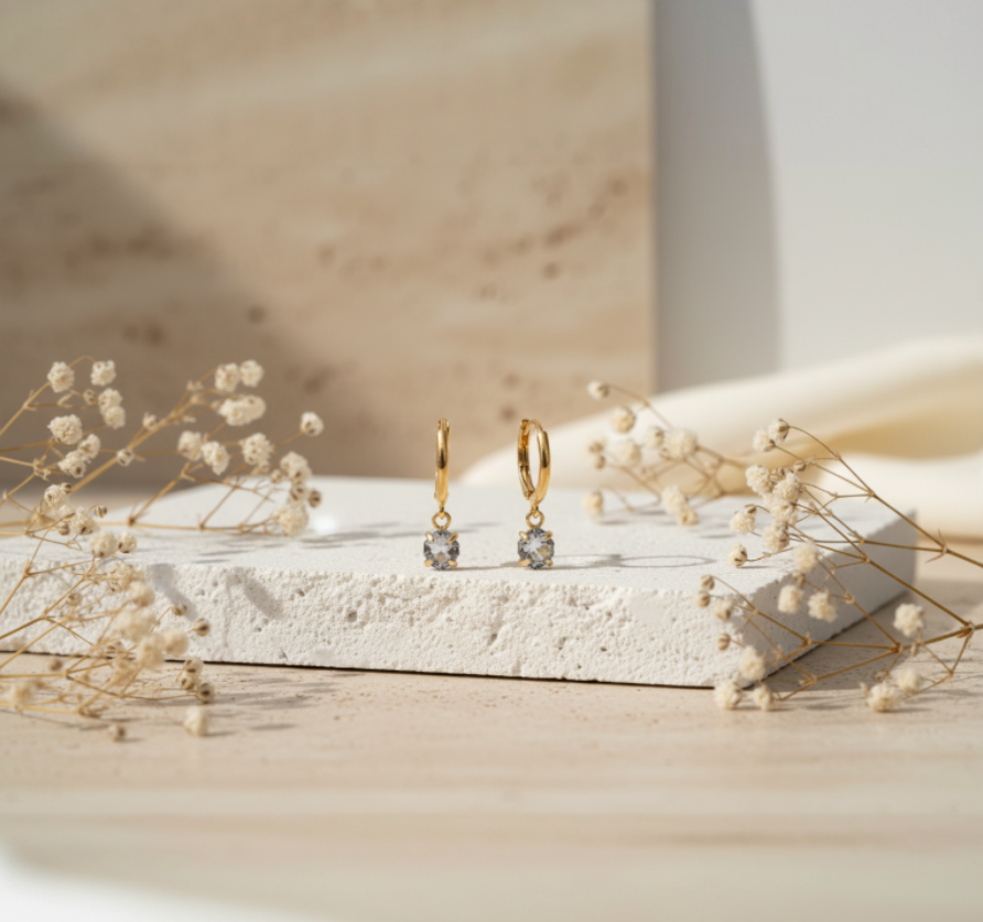 Huggie Earrings 14K Gold